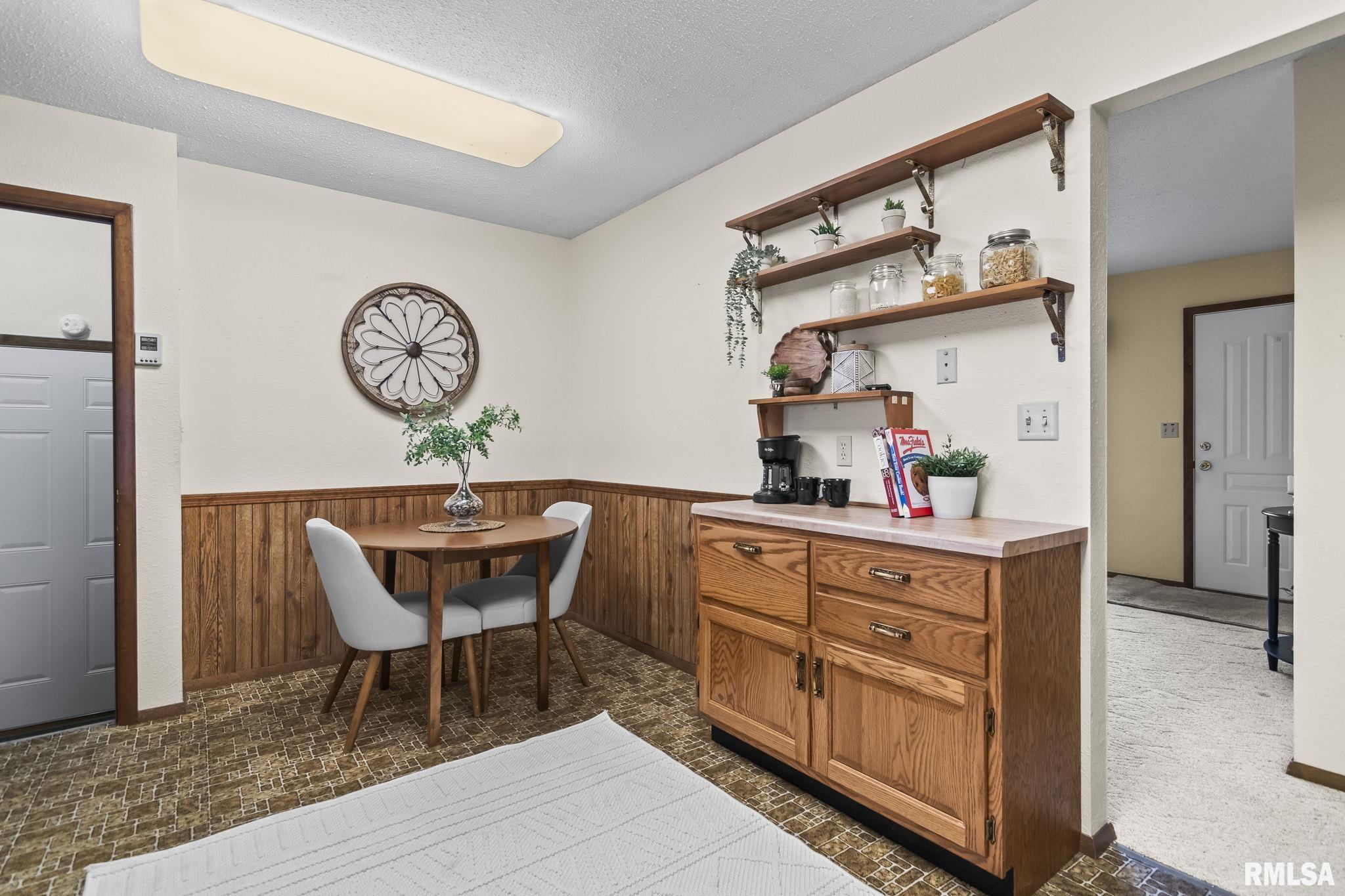 55 Buckingham Road Chatham, IL 62629 - Photo 11 of 37