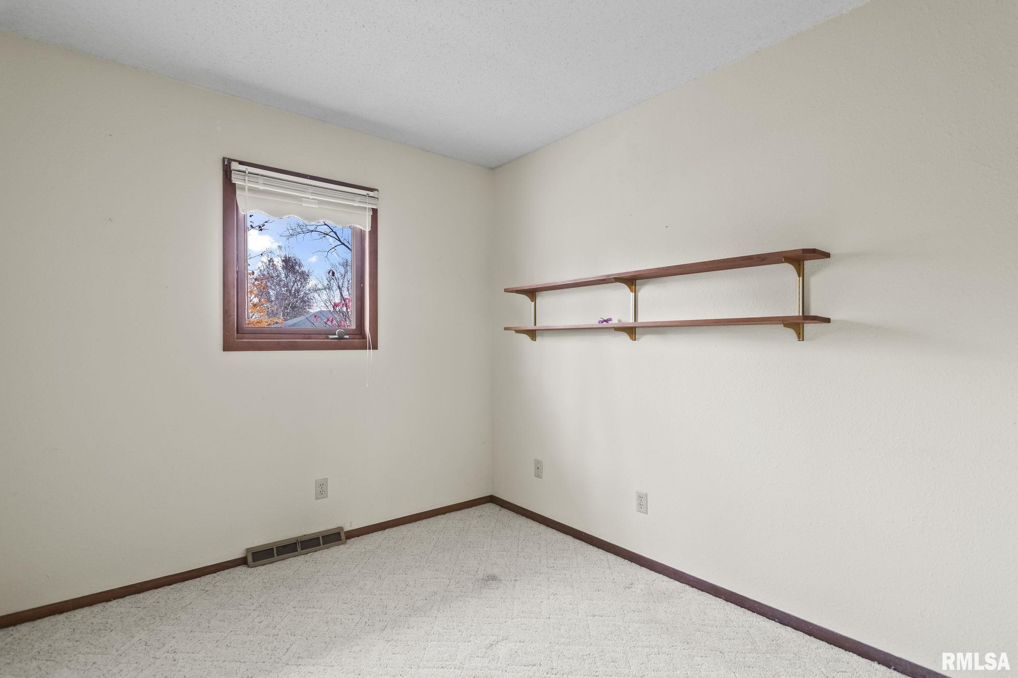 55 Buckingham Road Chatham, IL 62629 - Photo 19 of 37