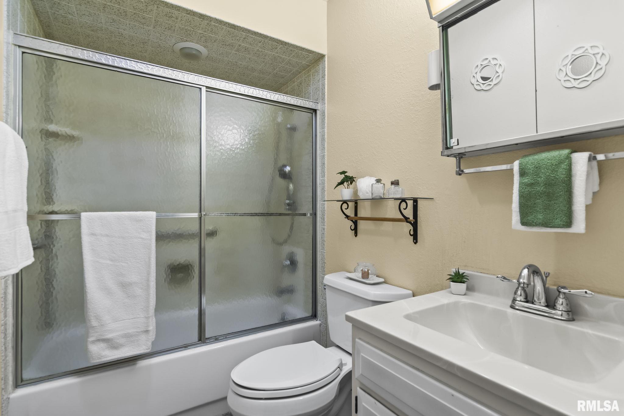 55 Buckingham Road Chatham, IL 62629 - Photo 21 of 37