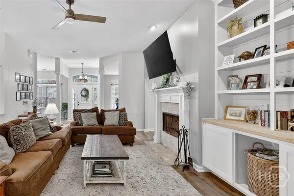 $520,000 | 401 Laurenburg Drive, Richmond Hill, GA 31324
