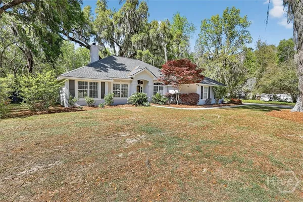 $520,000 | 401 Laurenburg Drive, Richmond Hill, GA 31324