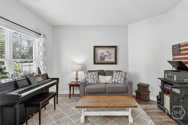 $520,000 | 401 Laurenburg Drive, Richmond Hill, GA 31324