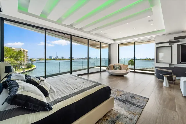 $22,899,945 | 1133 Belle Meade Island Drive, Miami, FL 33138