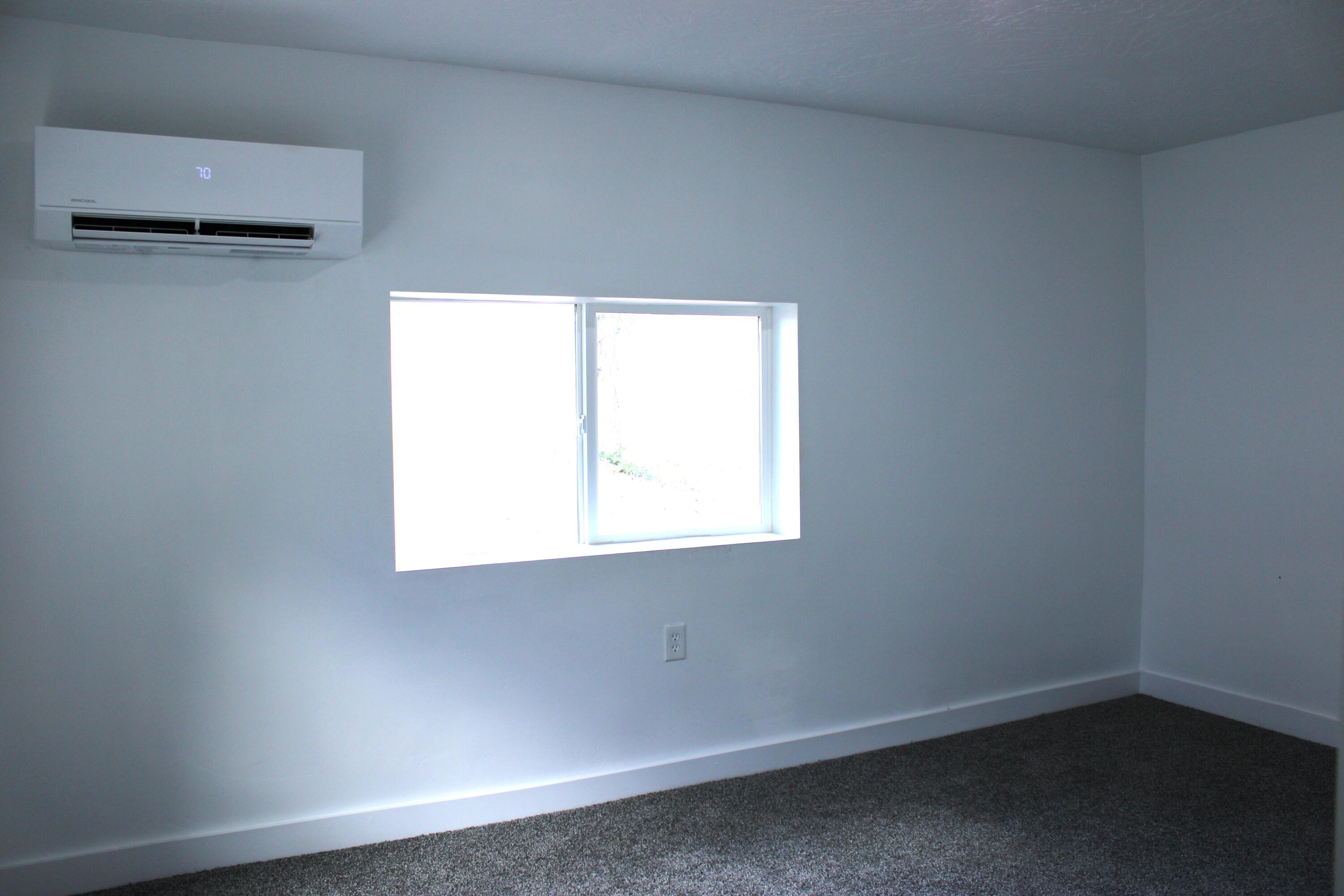 76 West Center Street Hatch, UT 84735 - Photo 18 of 25 Bedroom 3
