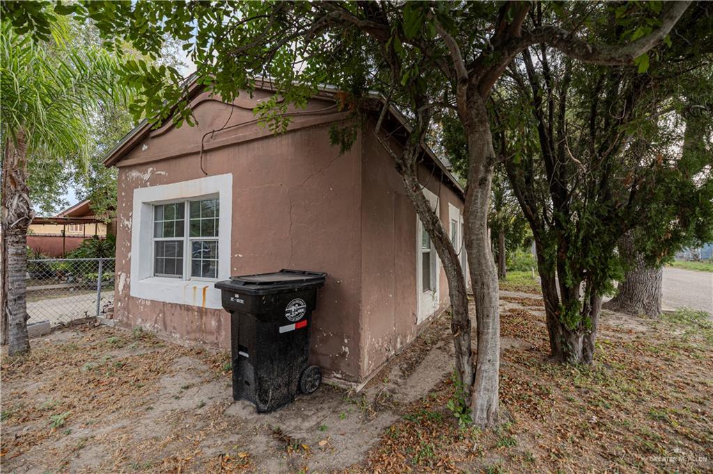 217 South Bridge Avenue Weslaco, TX 78596 - Photo 3 of 7