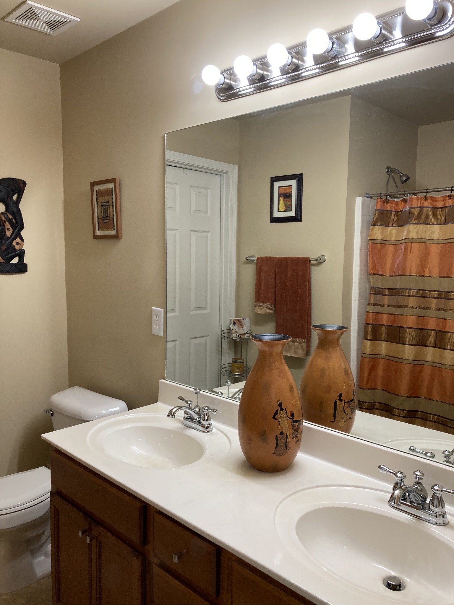 1382 Rural Hill Road, Unit 189 Antioch, TN 37013 - Photo 9 of 16 a bathroom with a sink and a mirror