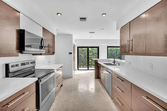 $850,000 | 1830 Northwest 97th Avenue, Plantation, FL 33322