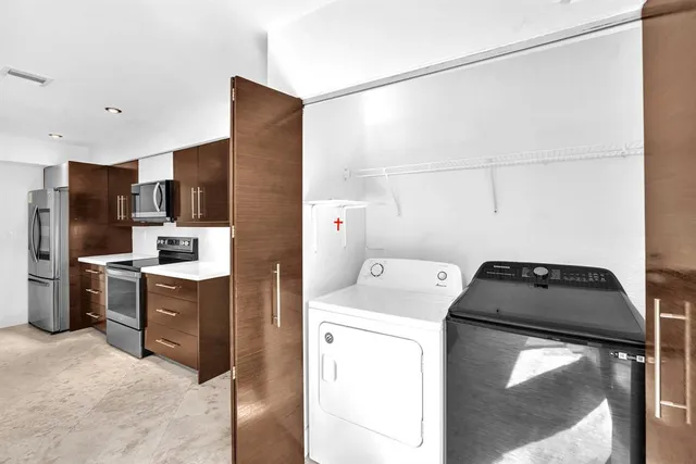 $850,000 | 1830 Northwest 97th Avenue, Plantation, FL 33322