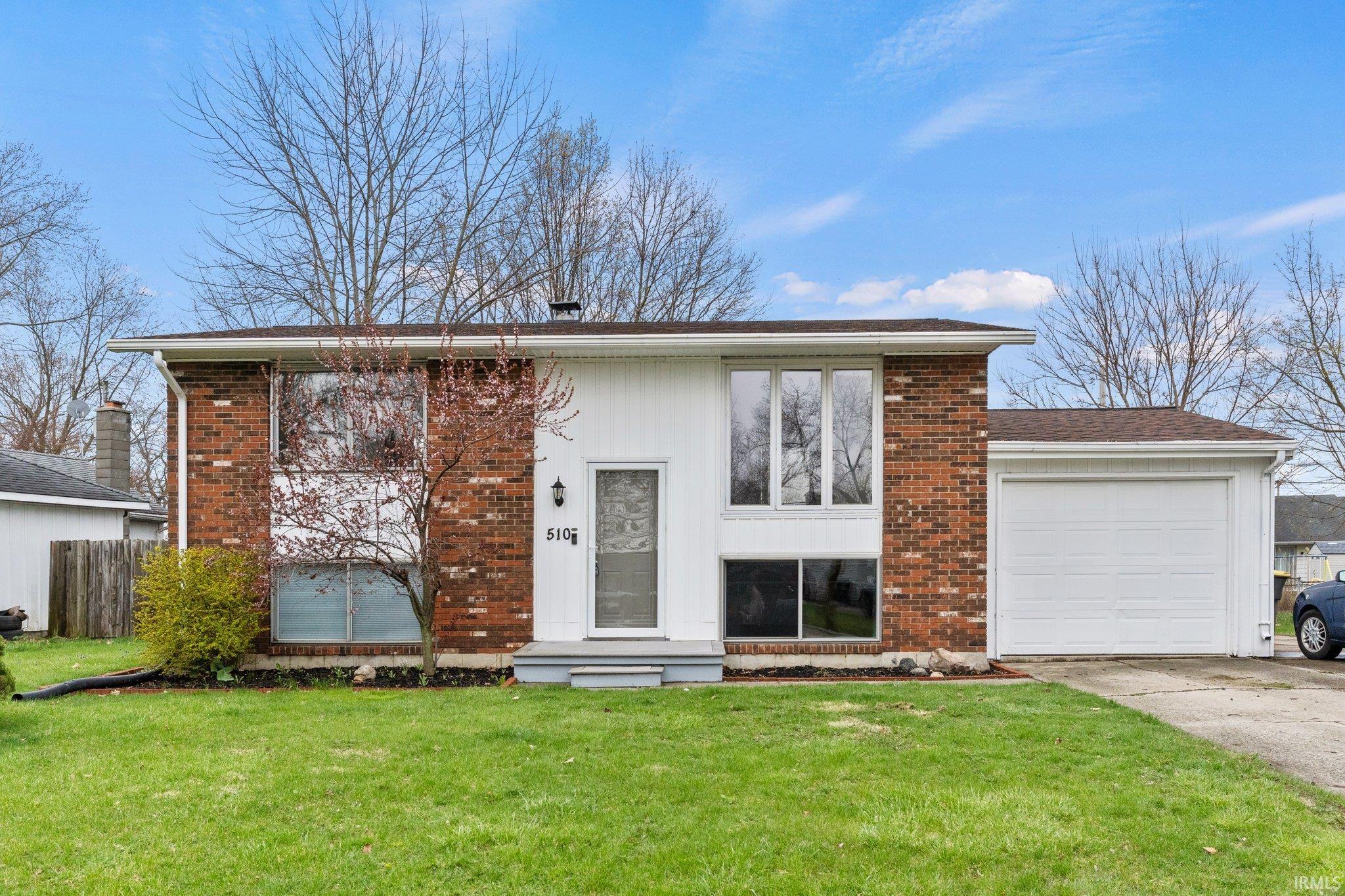 510 Springbrook Road Fort Wayne, IN 46825 - Photo 1 of 33 Gallery Image 1