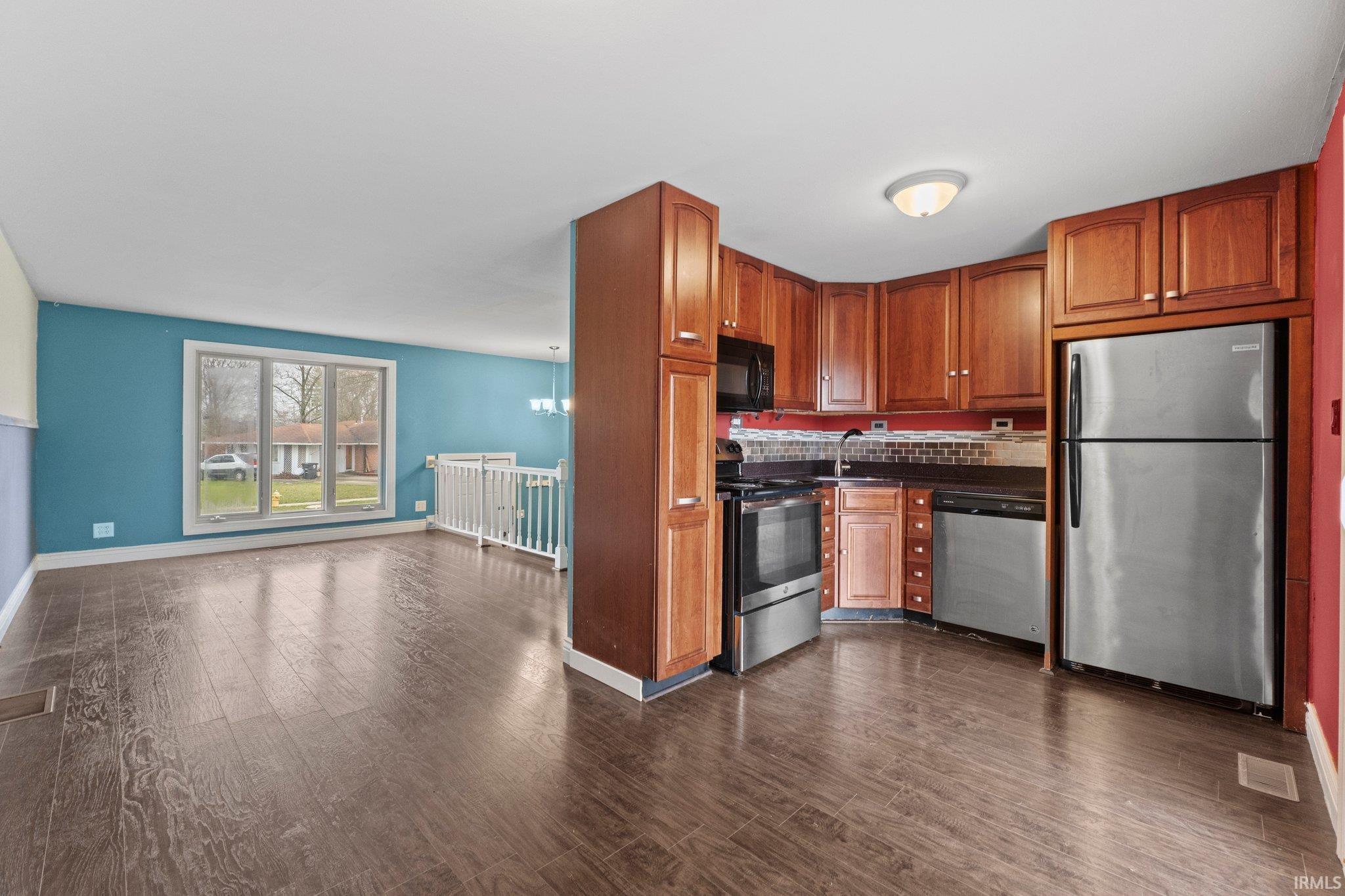 510 Springbrook Road Fort Wayne, IN 46825 - Photo 8 of 33 Gallery Image 8