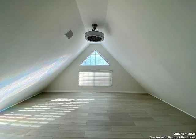 $2,700 | 228 Highland Woods, Boerne, TX 78006