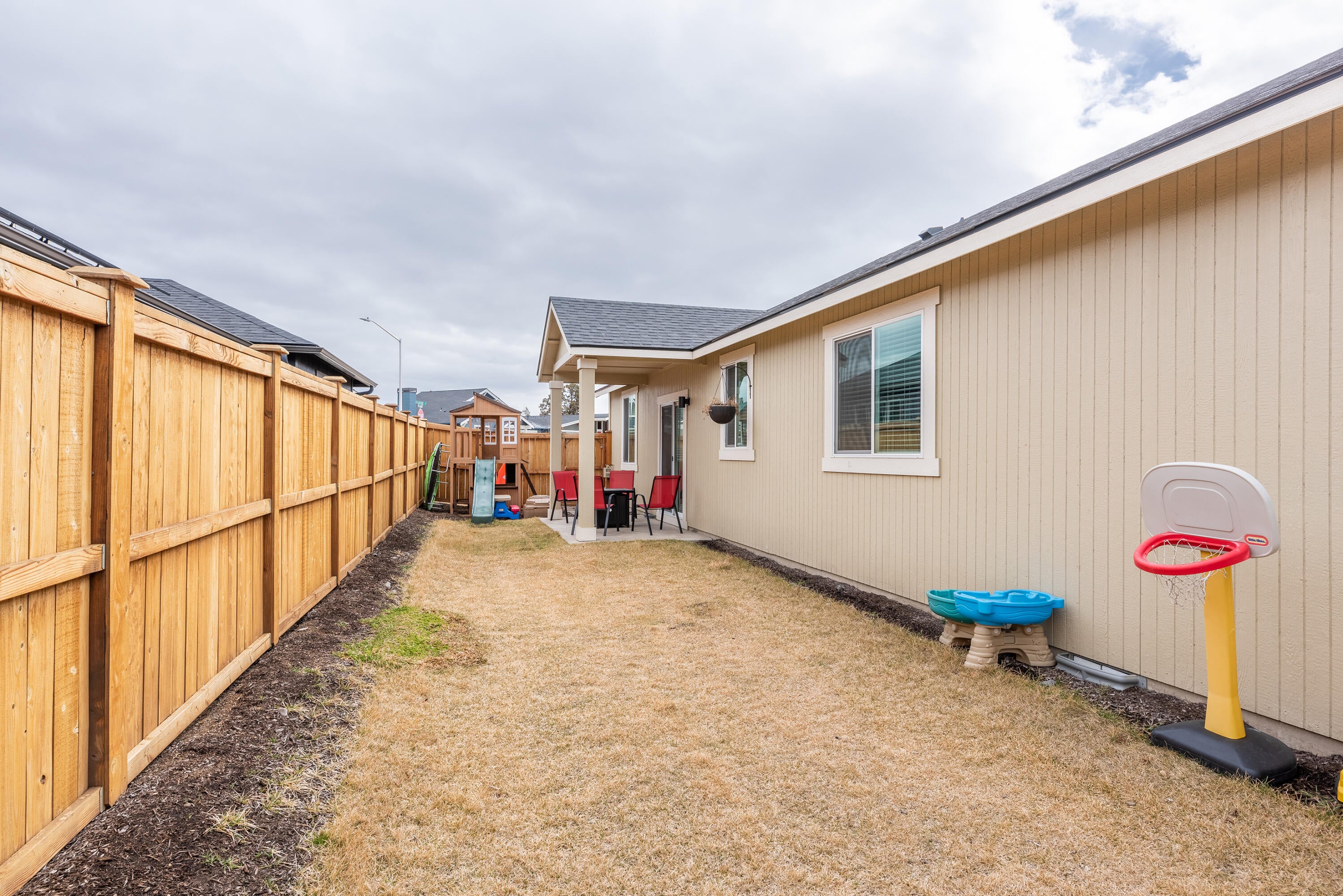 20701 Kilbourne Loop Bend, OR 97701 - Photo 32 of 37 Side Yard with access from Living Room
