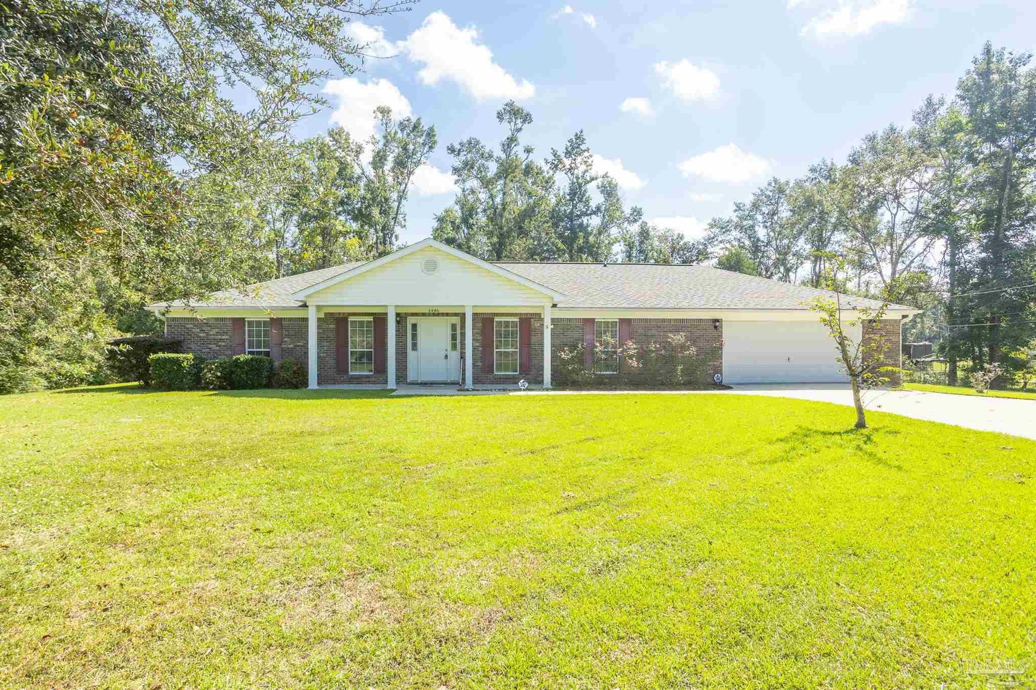 1446 Wishbone Road Cantonment, FL 32533 - Photo 4 of 47
