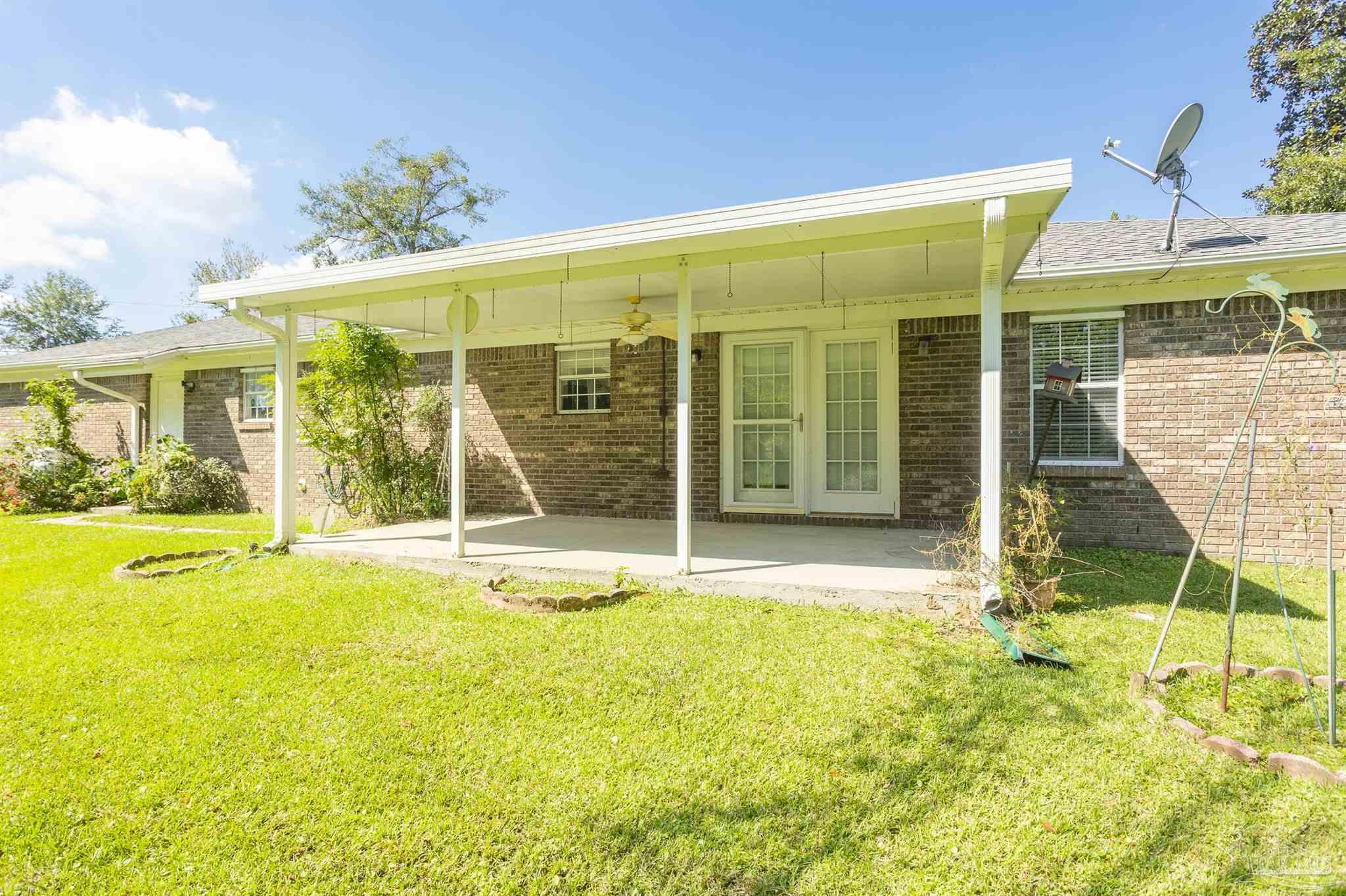 1446 Wishbone Road Cantonment, FL 32533 - Photo 31 of 47