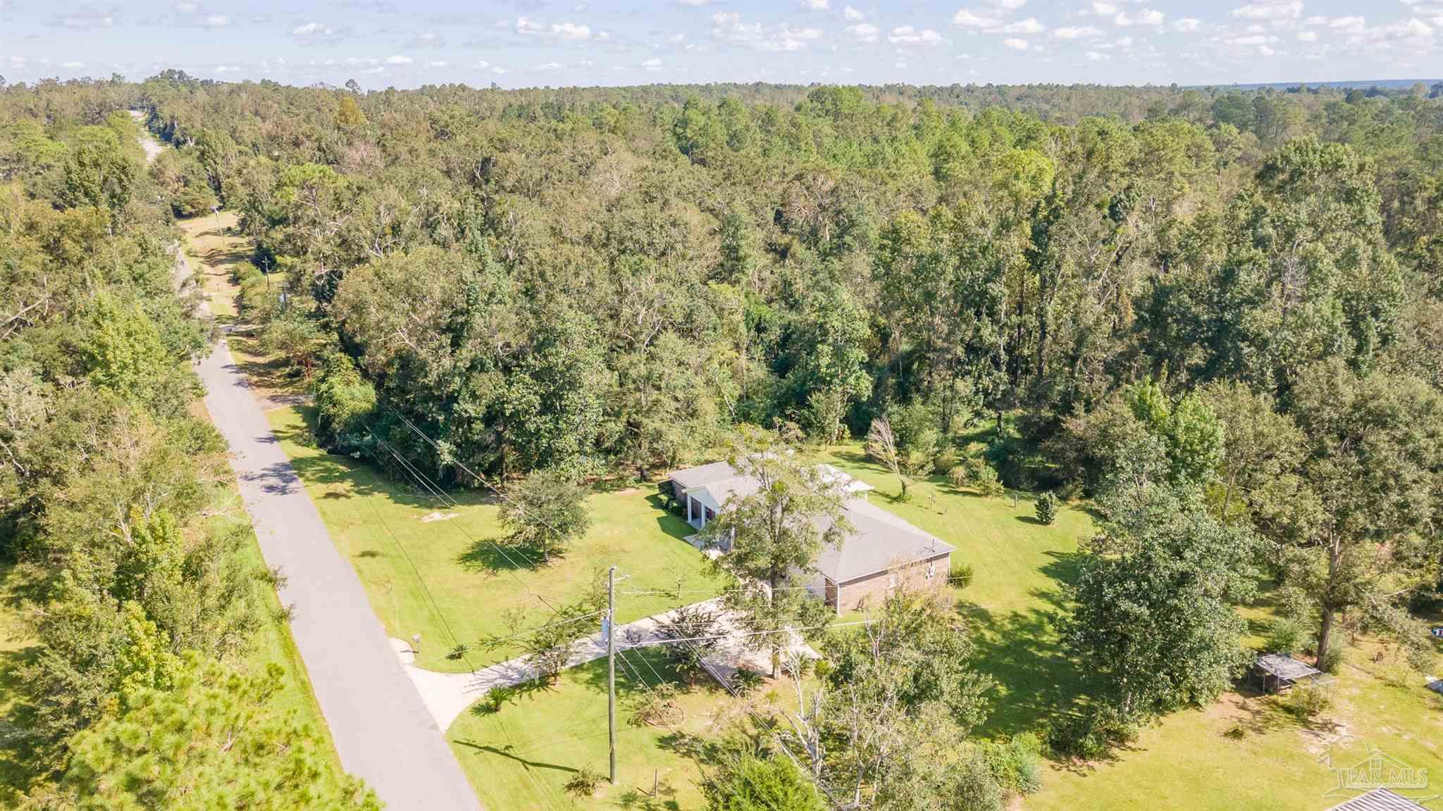 1446 Wishbone Road Cantonment, FL 32533 - Photo 38 of 47