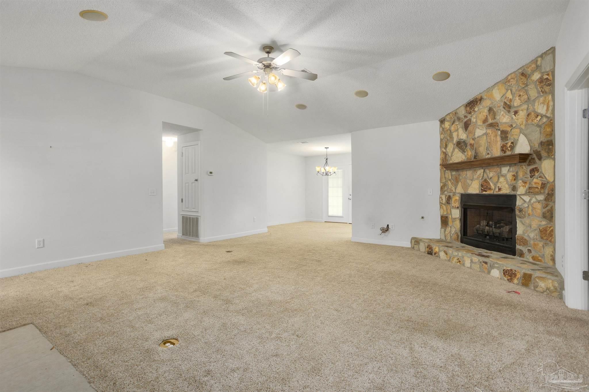 1446 Wishbone Road Cantonment, FL 32533 - Photo 6 of 47