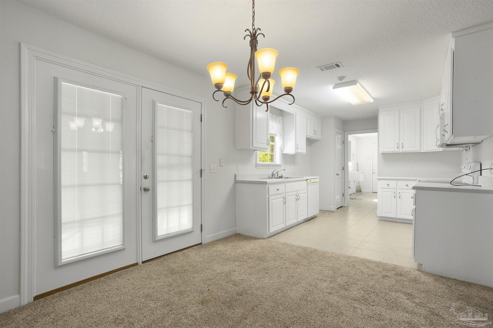1446 Wishbone Road Cantonment, FL 32533 - Photo 9 of 47