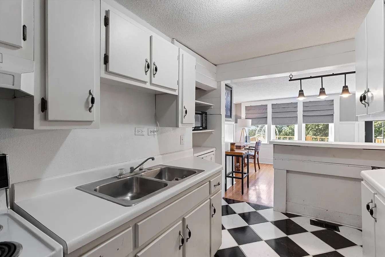 549 South Crest Road Chattanooga, TN 37404 - Photo 22 of 25