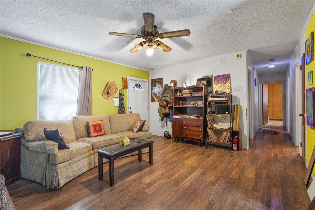 213 Southwest Valentine Avenue Madison, FL 32340 - Photo 12 of 29