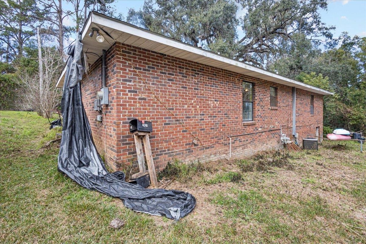 213 Southwest Valentine Avenue Madison, FL 32340 - Photo 4 of 29
