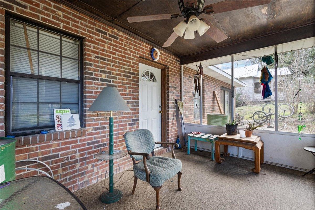 213 Southwest Valentine Avenue Madison, FL 32340 - Photo 6 of 29