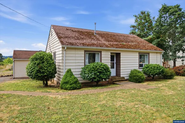 $310,000 | 1285 East Ellendale Avenue, Dallas, OR 97338