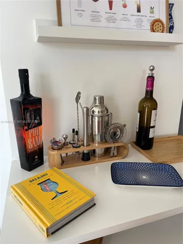 $3,450 | 6917 Collins Avenue, Unit 514, Miami Beach, FL 33141