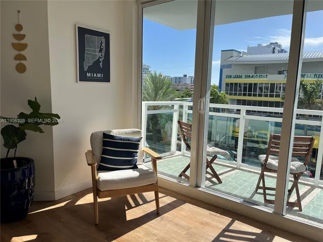 $3,450 | 6917 Collins Avenue, Unit 514, Miami Beach, FL 33141