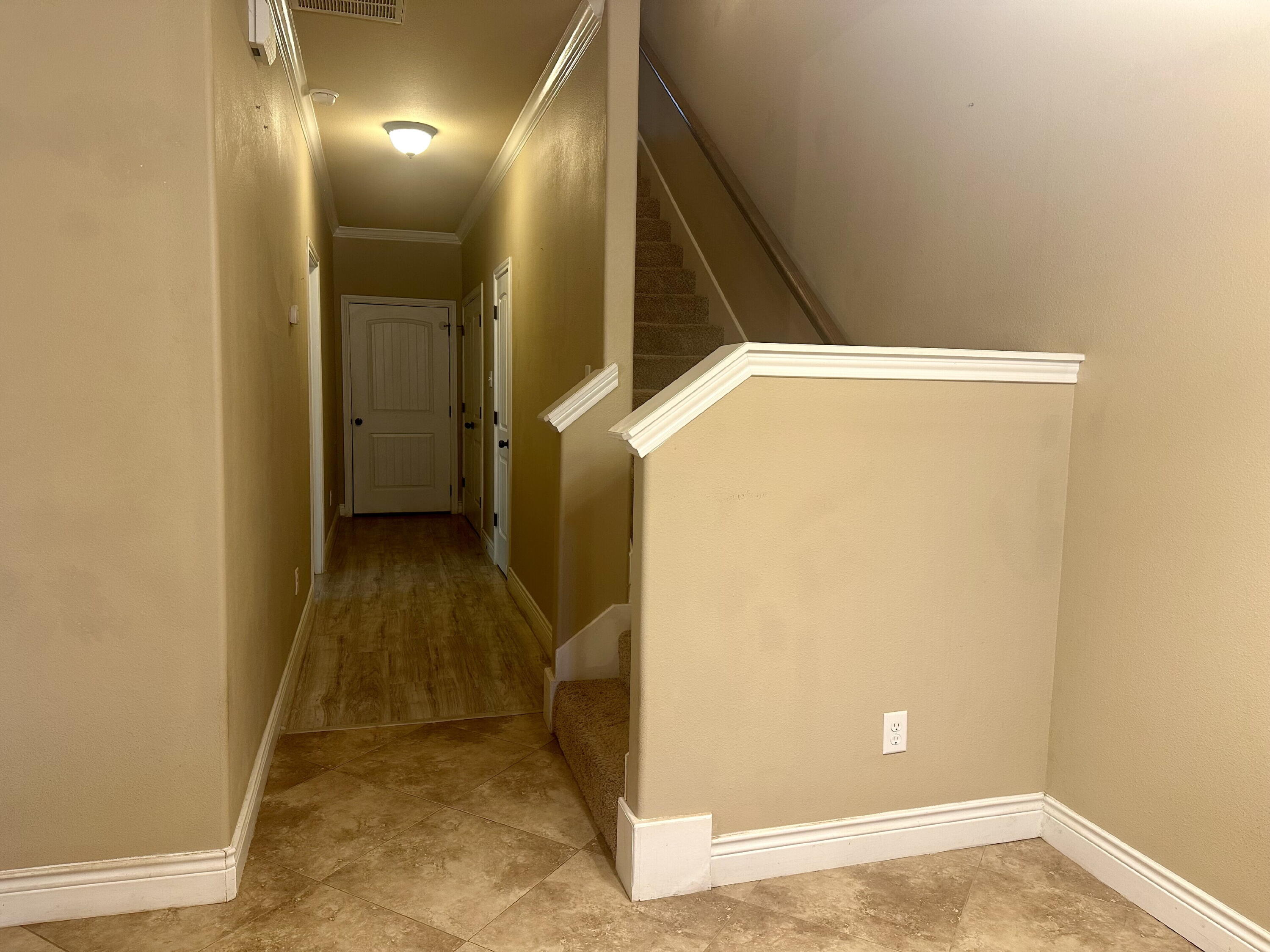 4423 106th Street, Unit A Lubbock, TX 79424 - Photo 11 of 23 a view of hallway