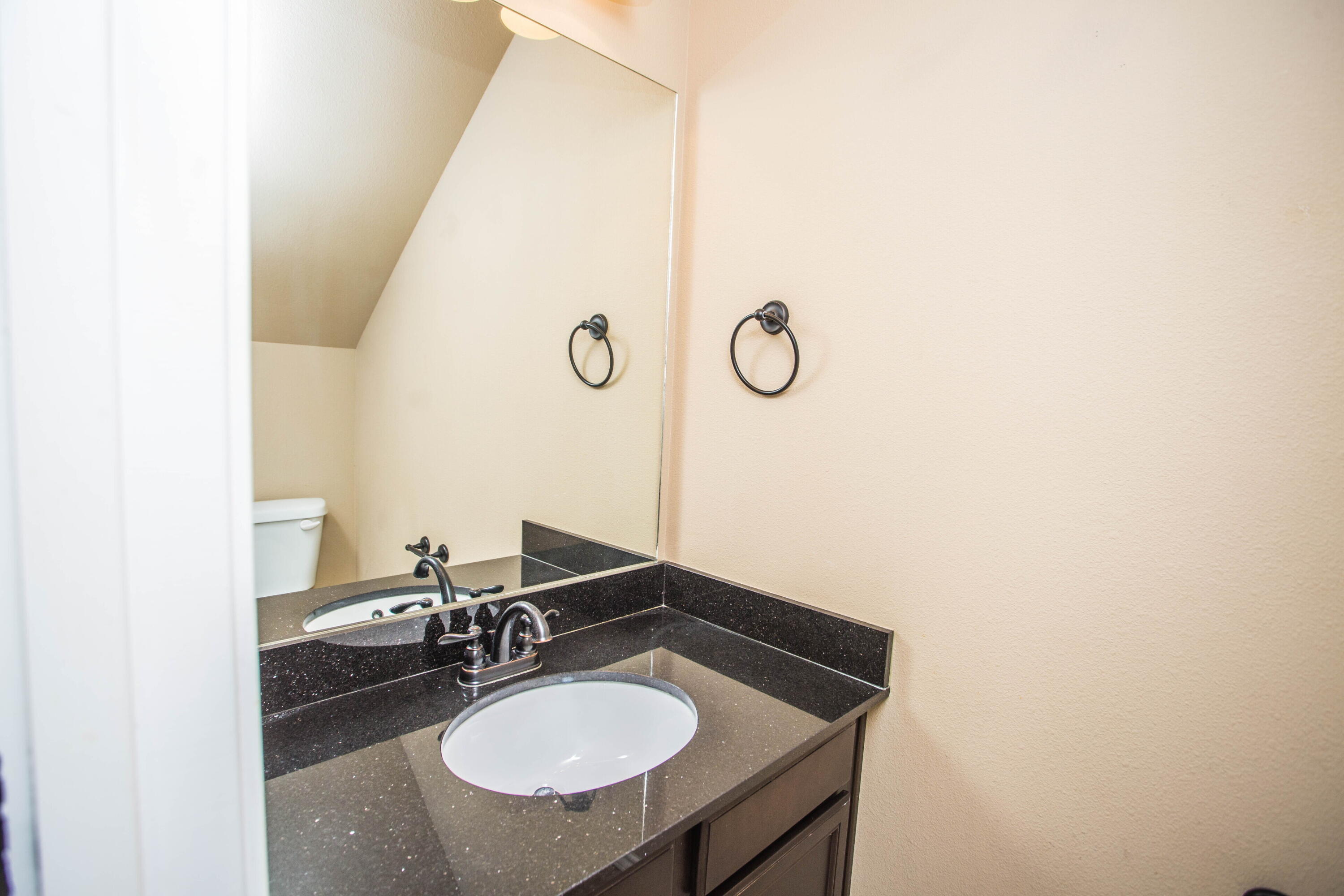 4423 106th Street, Unit A Lubbock, TX 79424 - Photo 24 of 43 5V2A1125