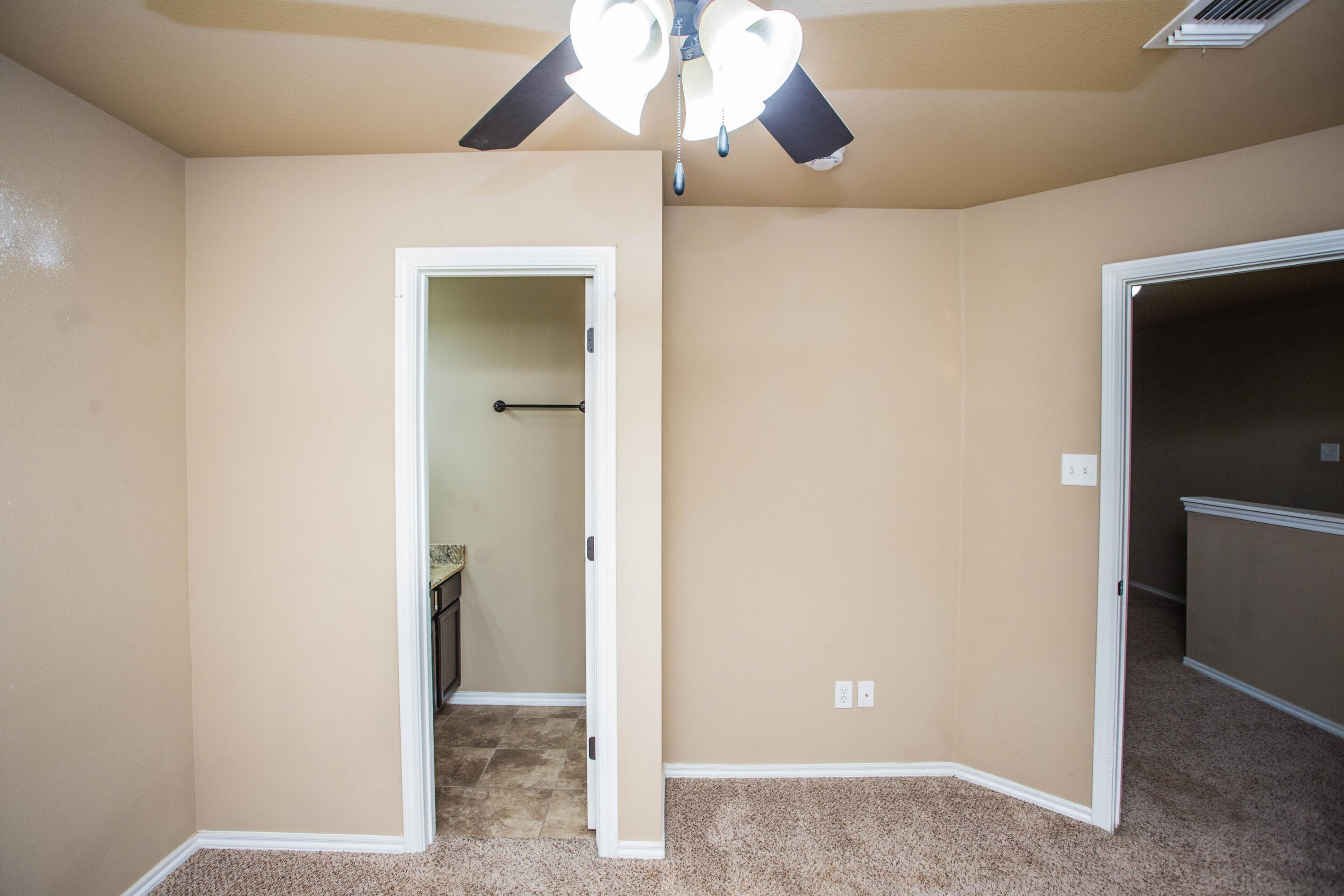 4423 106th Street, Unit A Lubbock, TX 79424 - Photo 31 of 43 5V2A1156
