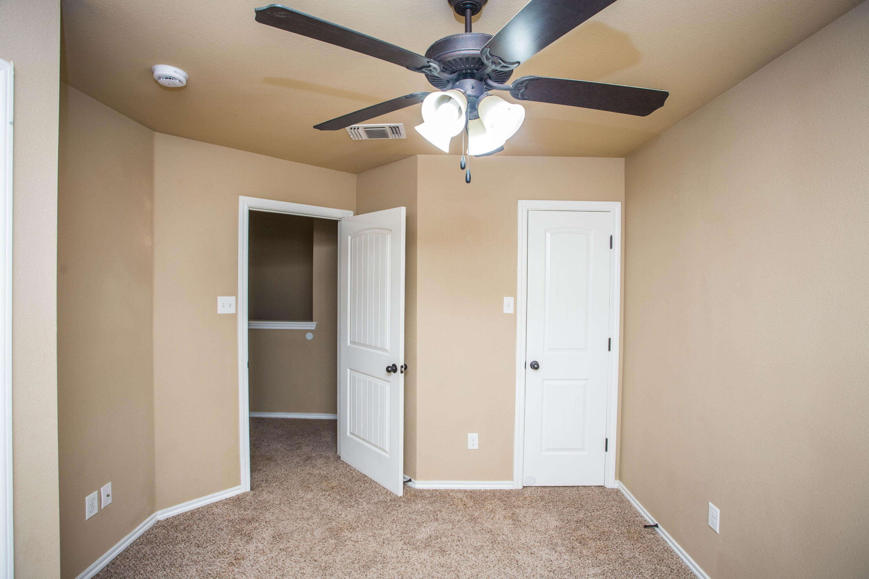 4423 106th Street, Unit A Lubbock, TX 79424 - Photo 33 of 43 5V2A1155