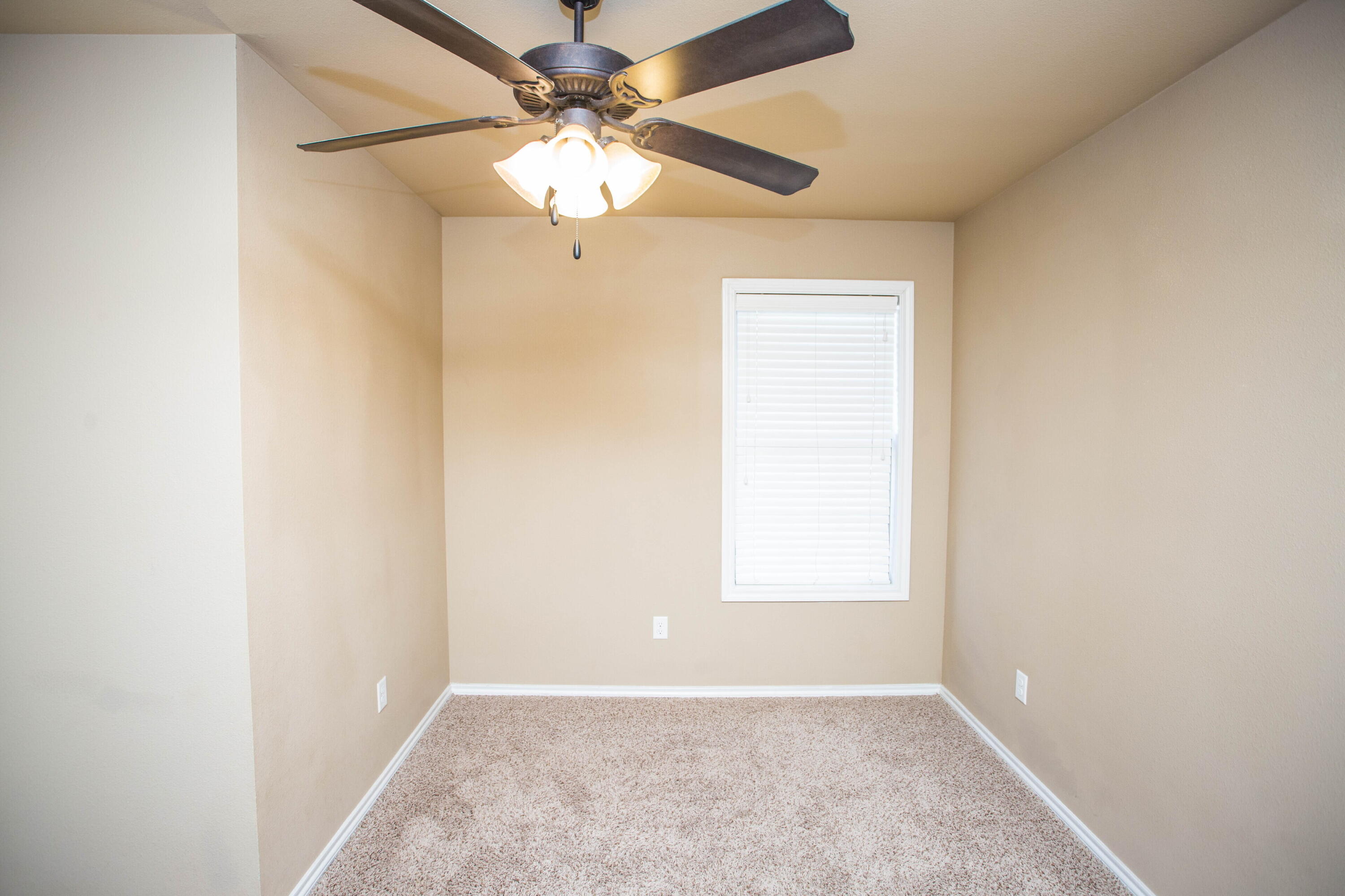 4423 106th Street, Unit A Lubbock, TX 79424 - Photo 35 of 43 5V2A1147