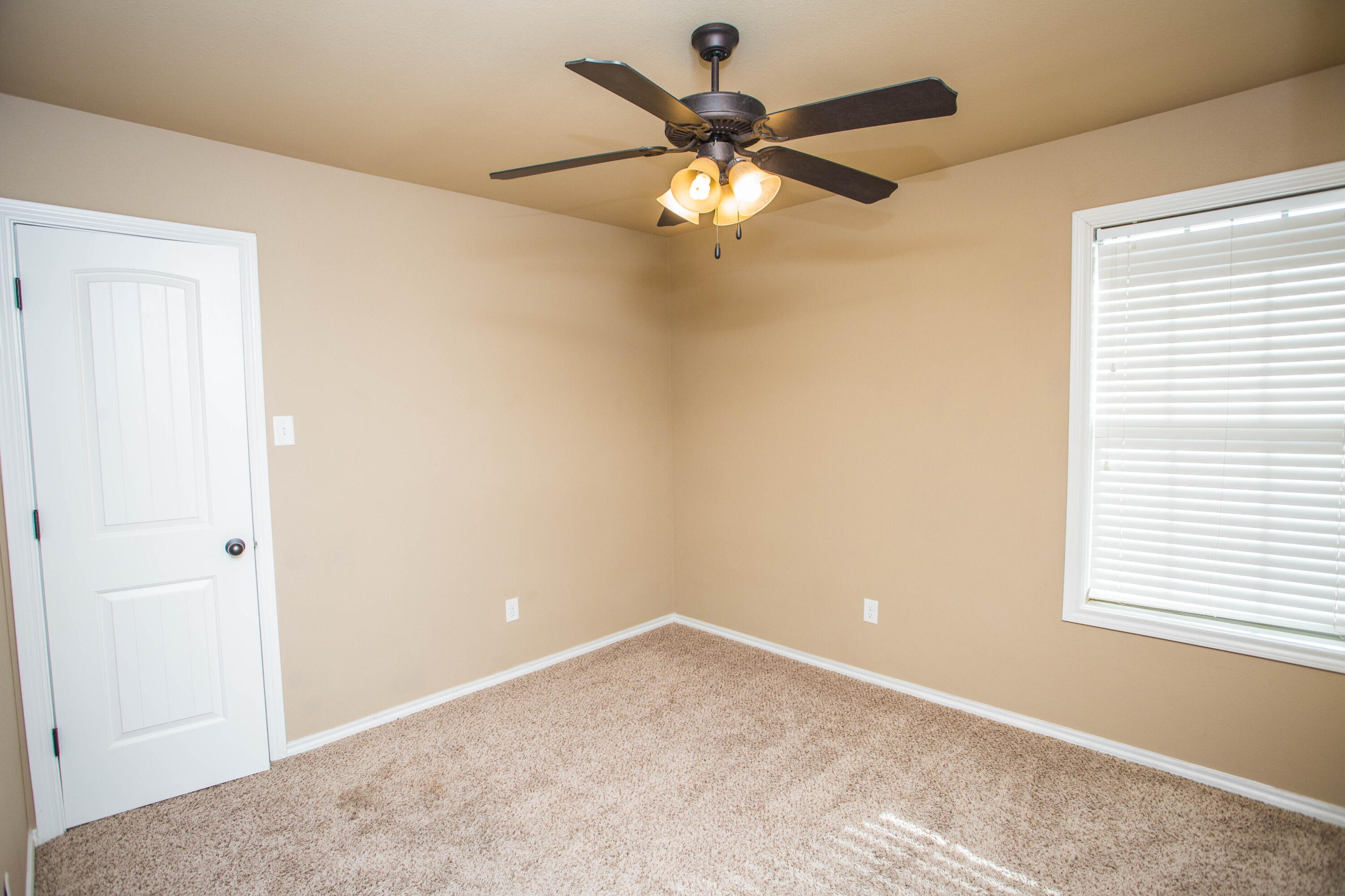 4423 106th Street, Unit A Lubbock, TX 79424 - Photo 40 of 43 5V2A1161