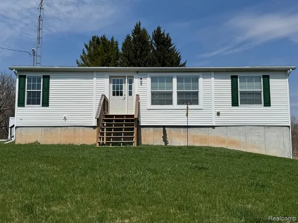 $199,000 | 200 West Oyster Road, Rose City, MI 48654