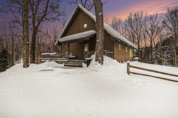 $569,900 | 1051 West White Road, Free Soil, MI 49411