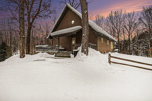 $599,900 | 1051 West White Road, Free Soil, MI 49411