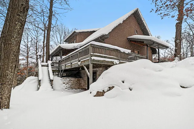 $599,900 | 1051 West White Road, Free Soil, MI 49411