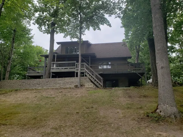 $599,900 | 1051 West White Road, Free Soil, MI 49411