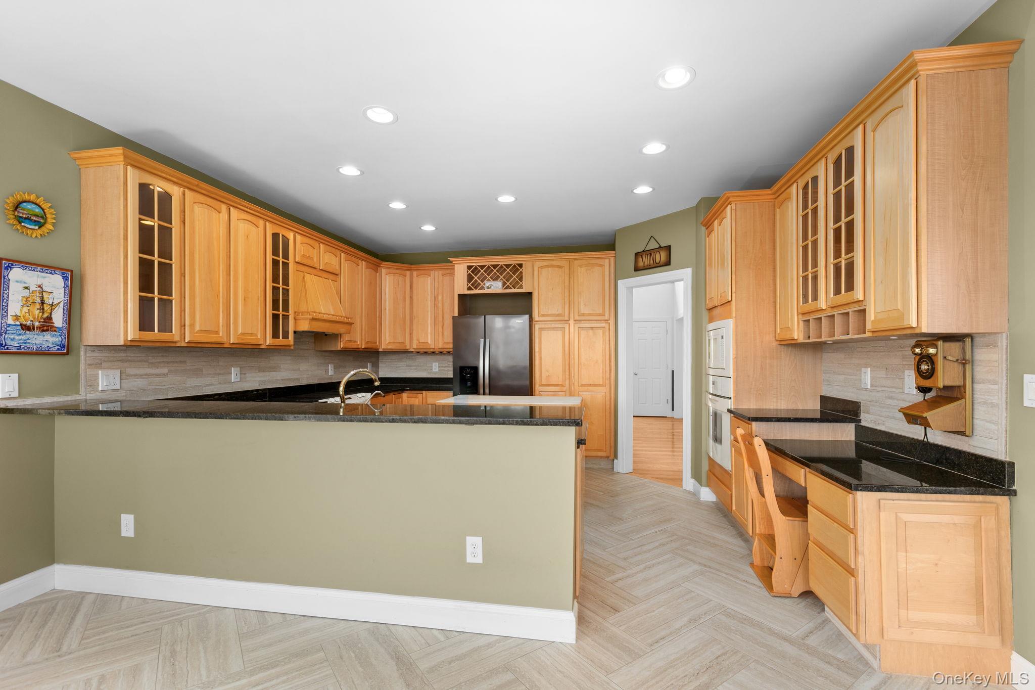 128 Old Pawling Road Pawling, NY 12564 - Photo 15 of 37 Granite Countertops with Breakfast Nook