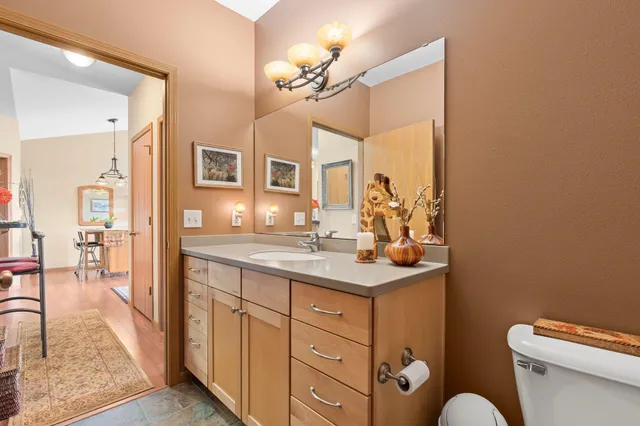 $200,000 | 121 Metro Terrace, Unit 306, Madison, WI 53718