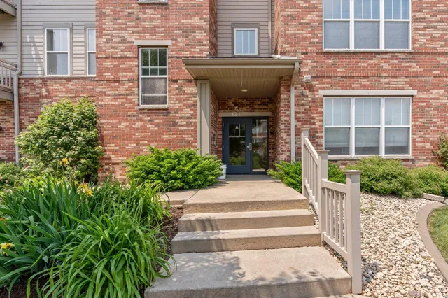 $200,000 | 121 Metro Terrace, Unit 306, Madison, WI 53718