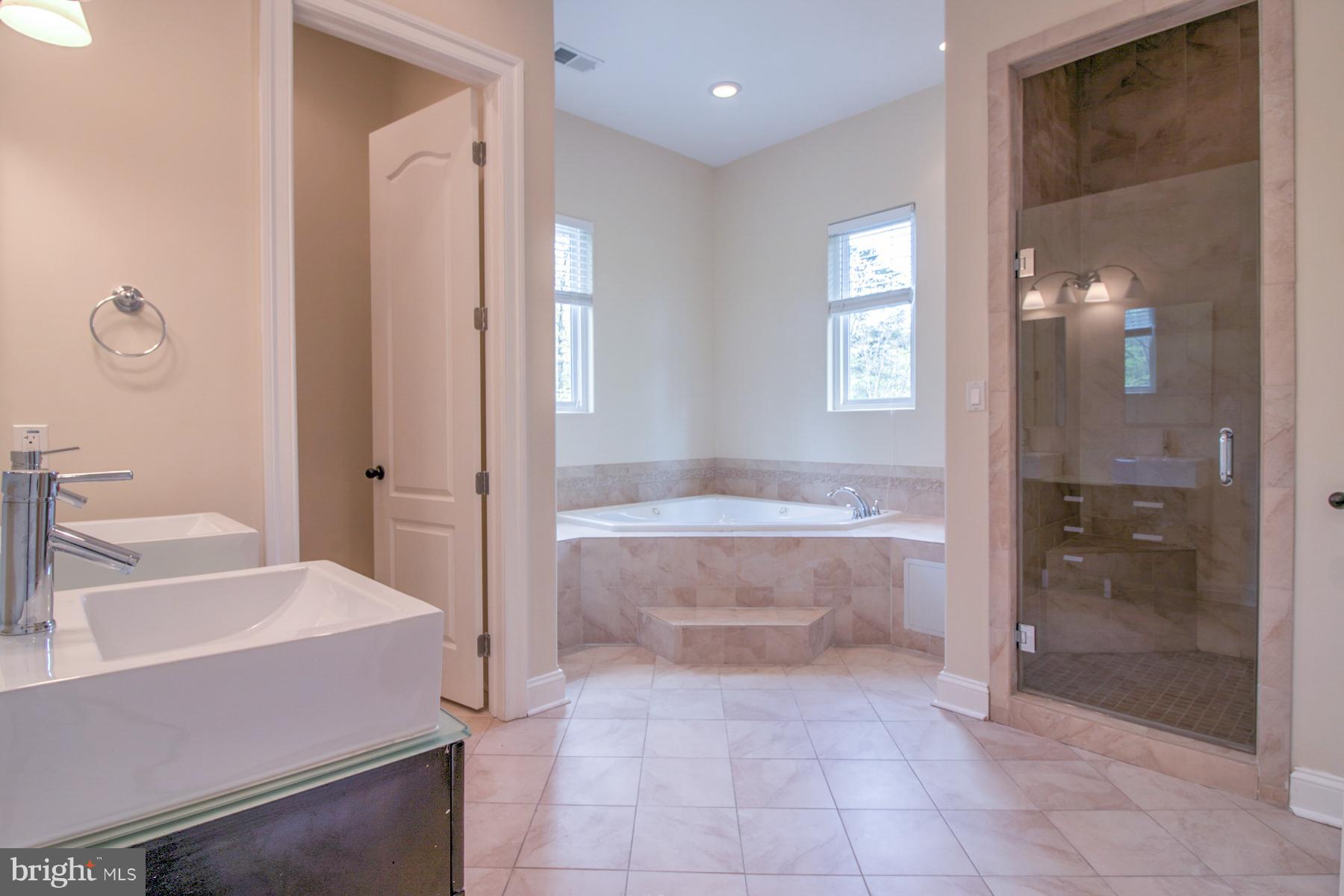 501 Pine Road Fort Washington, MD 20744 - Photo 18 of 30 Bath (Master)