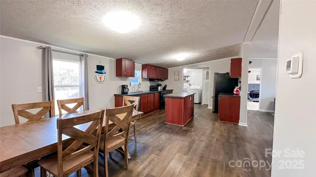 $259,900 | 3516 Meldonna Drive, Maiden, NC 28650