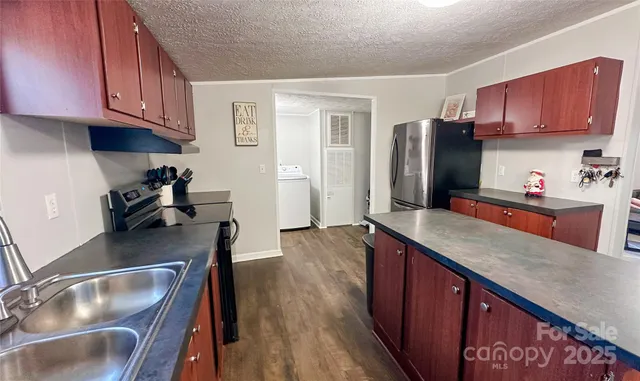 $259,900 | 3516 Meldonna Drive, Maiden, NC 28650