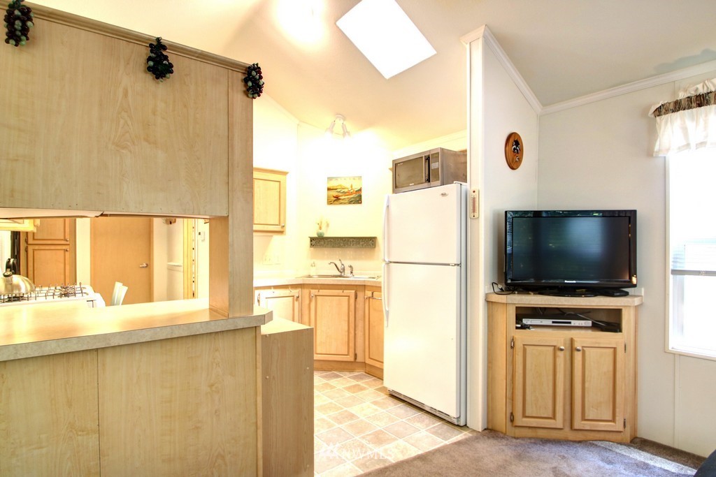 63-1 Gold Nuget Road Deming, WA 98244 - Photo 9 of 25 Gallery Image 9