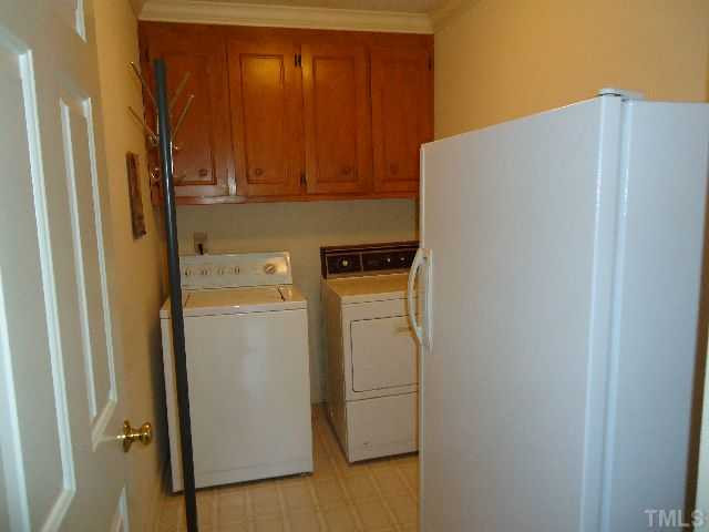 5610 Red Coach Road Durham, NC 27712 - Photo 10 of 16 Laundry Room