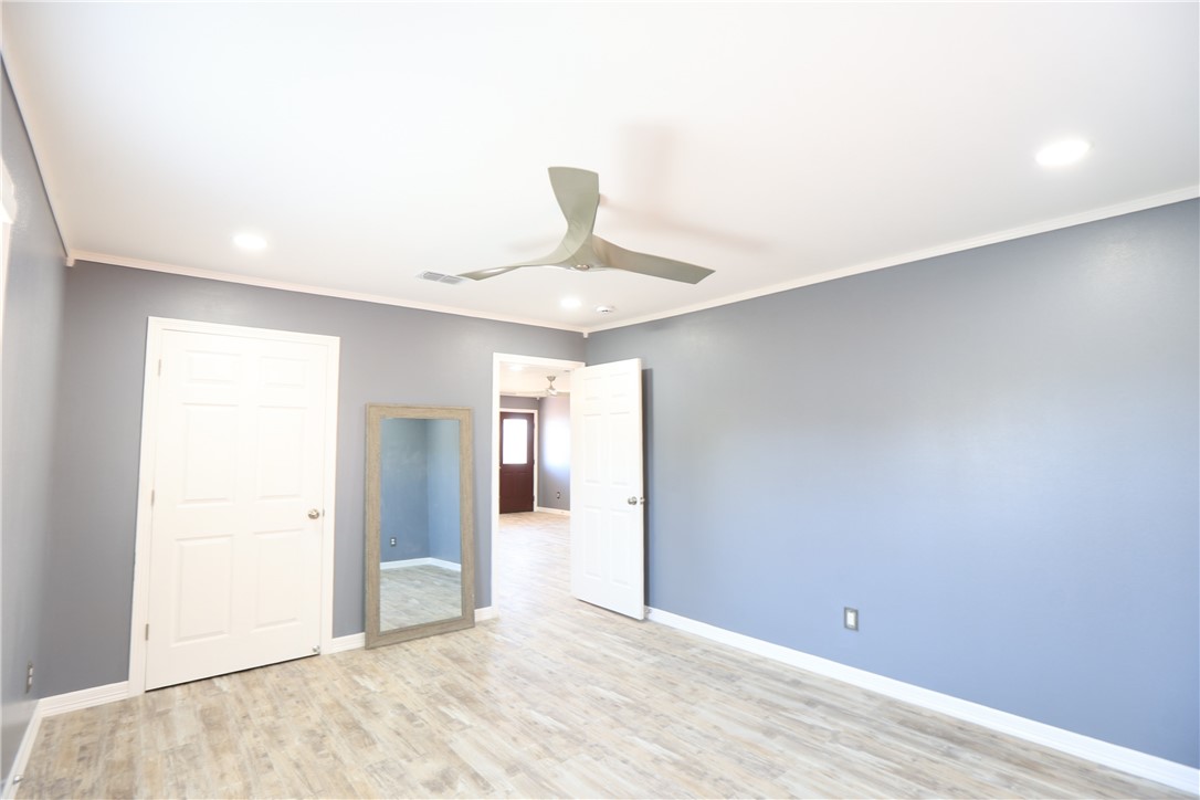 700 North Cameron Street Alice, TX 78332 - Photo 6 of 15 a view of an empty room