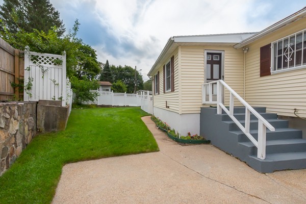 80 Leighton Road Boston, MA 02136 - Photo 5 of 24