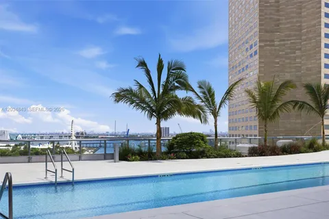 $635,000 | 325 South Biscayne Boulevard, Unit 4022, Miami, FL 33131